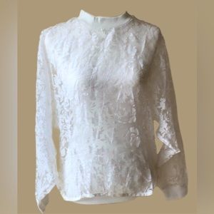 🌺Lady Ribbon NWT | New, White, Lace, Bat Wing, l/s, Small Top | Blouse🌸🌺